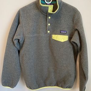 Patagonia Women"s Lightweight Synchilla Snap-T Fleece Pullover